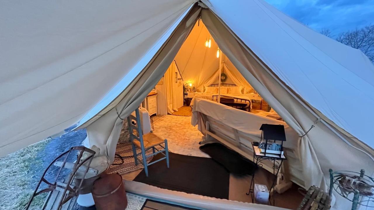 Shenandoah Valley Glamping - Amazing Views - Farm Edinburg Bagian luar foto
