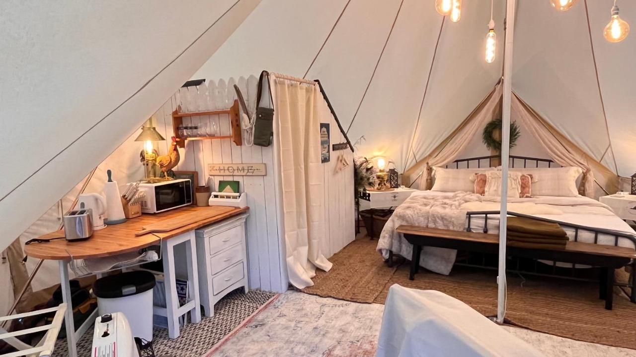 Shenandoah Valley Glamping - Amazing Views - Farm Edinburg Bagian luar foto